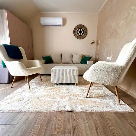 Mirina Вонярцвашхедь